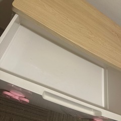 ハローキティ4段チェストの画像