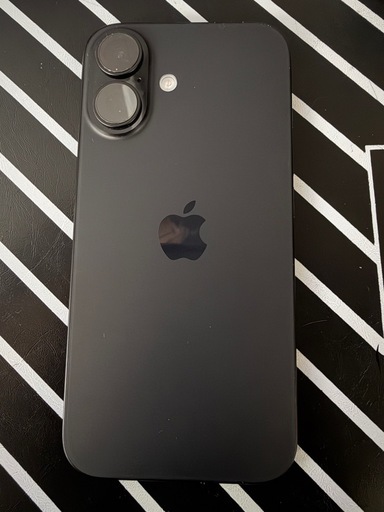 iPhone16    128GB  ブラックカラー　SIMフリー