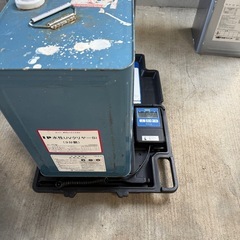 外壁塗装・屋根塗料・日本ペイント等　残材の画像