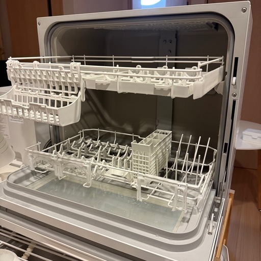 Panasonic 食洗機　NP-TH4-W