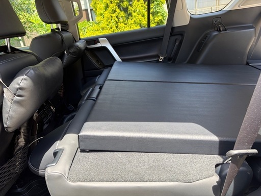 プラド150 7人乗り車中泊ベッドLeather