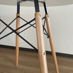 6/20まで 丸テーブル 80cm ホワイト天板の画像