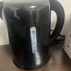 【ほぼ新品】電気ケトルの画像
