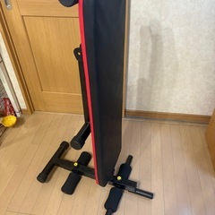 筋トレベンチの画像