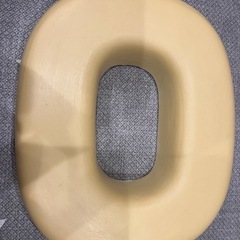 1ヶ月のみ使用！円座クッションの画像