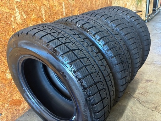 お取引き中⭐️ブリヂストン?215/65R16?アイスパートナー2?4本セット‼️ご不要なタイヤ付きアルミ、廃バッテリー等、お下取り、