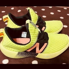 ☆NewBalance RCVRY☆リカバリーシューズ☆軽量スニーカー25.5の画像
