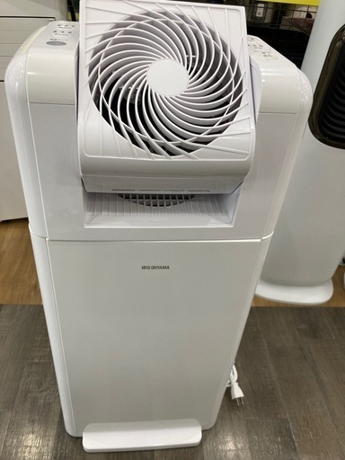 【トレファク高槻店】安心の6ヶ月間保証！取りに来られる方限定！アイリスオーヤマの衣類乾燥除湿機のご紹介です！