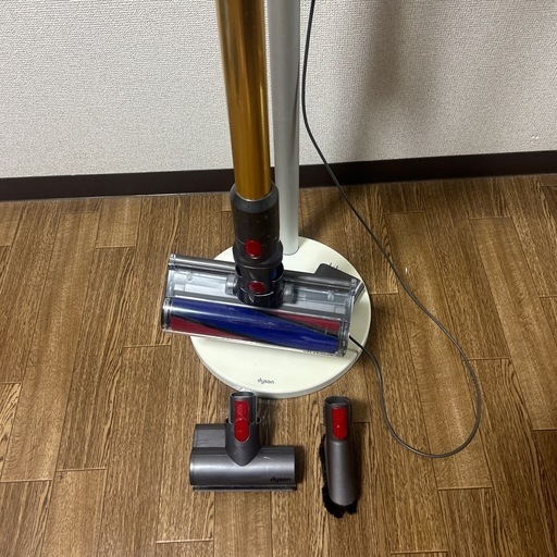 ダイソンV11専用スタンド付き