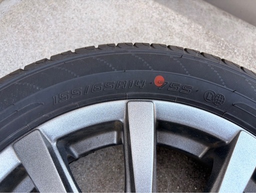 25年製タイヤ155/65R14 75S ホイール付