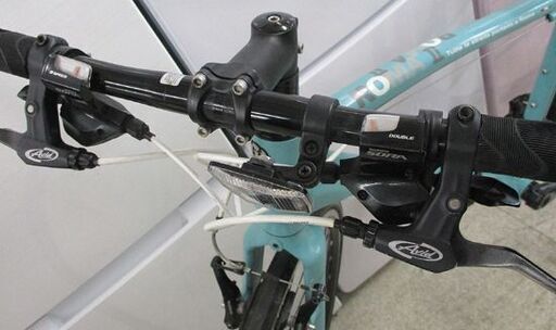 自転車、サイクリング Bianchi ROMA2 ビアンキ ローマ2 クロスバイク