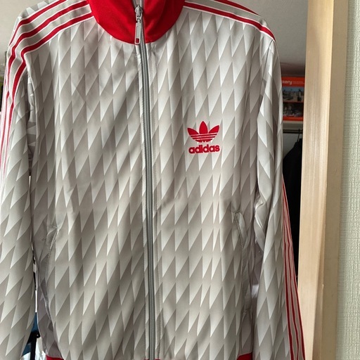adidasジャージ