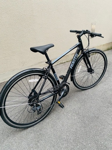 自転車屋が長持ち重視で仕上げてます。アルミフレームのクロスバイク。7段変速。防犯登録料込み。