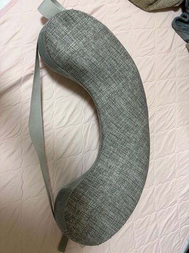 美品 Ergobaby エルゴベビー ナーシングピロー グレー 授乳クッション
