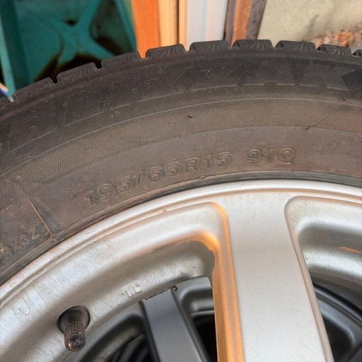 冬タイヤ195/65R15
