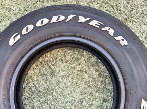 グッドイヤー タイヤ195/80R15 4本セット