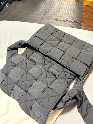 ボッテガヴェネタマキシパデッドテックカセットクロスボディショルダーバッグ