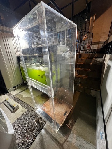 アクリル水槽