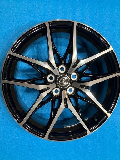 トヨタ カローラクロスGRスポーツ 新車外し 純正アルミホイール4本セット 美品