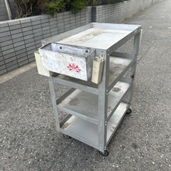 ツールカートの画像