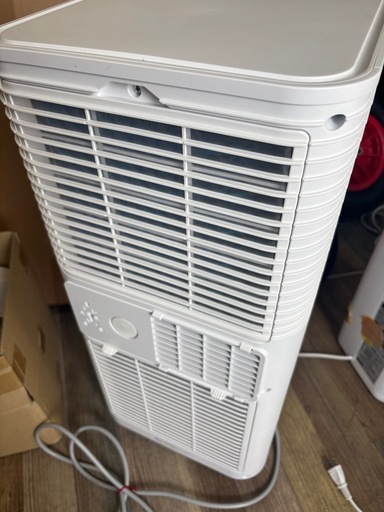 極美品 タンスのゲン スポットクーラー QL09 2025年製 2.3kW 6-10畳 除湿機能 ポータブルエアコン