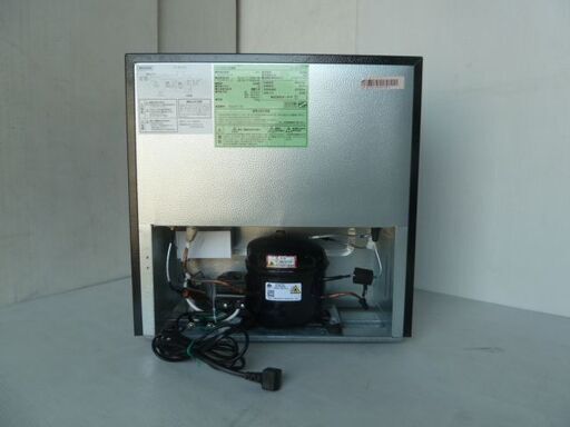 【中古】アイリスオーヤマ 31L 1ドア冷凍庫 PF-A31FD-B 2025年製 ブラック 右開き 家庭用 2台目 小型 コンパクト