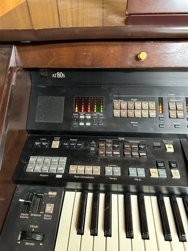 Rolandビンテージ電子オルガン　AT80s