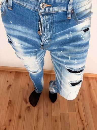 新品未使用品 DSQUARED2 デニム skater jeans