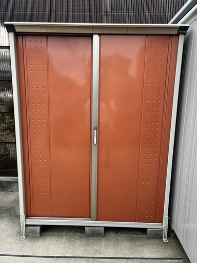 お取引中！最終価格！更に20%オフ！6/21まで！タクボ 物置 たて置きタイプGP159AT