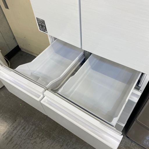 6ドア冷蔵庫　HITACHI R-HW54V 2024年製　540L