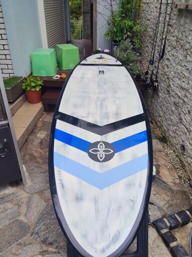 INFINITY NEW DEAL 9’0″ × 28″ / 104L