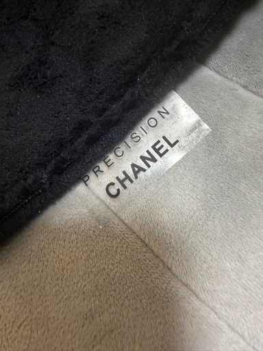 ノベルティ正規品でこの破格のお値段！正直やばい！希少カラー！！CHANEL ノベルティ　ショルダーバッグ 