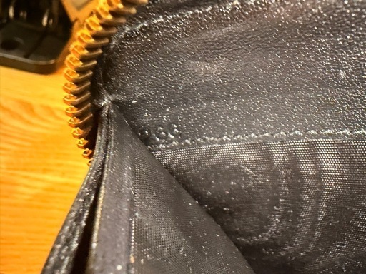 ほぼ未使用！PRADA長財布