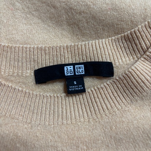 UNIQLO クルーネックニット