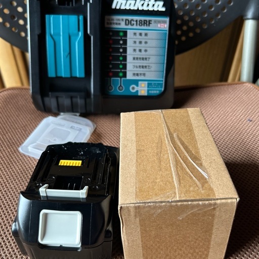 マキタリチウムイオンバッテリー　急速充電機セット　18V/6.0A h未使用品