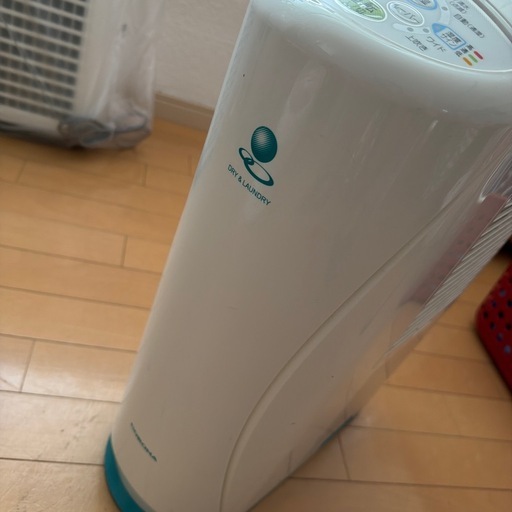 コロナ　除湿衣類乾燥機