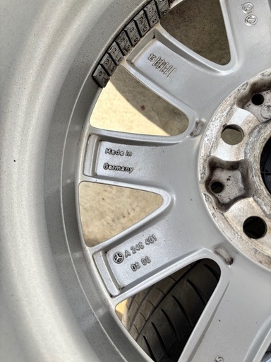 Mercedes Benz
純正 ホイール
