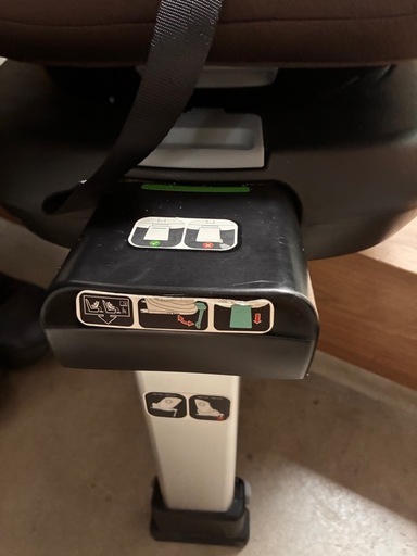 ISOFIX チャイルドシート ジョイトリップ アドバンス ISOFIX エッグショック SA｜コンビ公式 