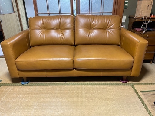 美品　2人掛けワイドソファ