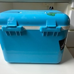 Montana クーラーボックス 水色 ブルー アウトドア キャンプ 釣り BBQ 約38cmの画像