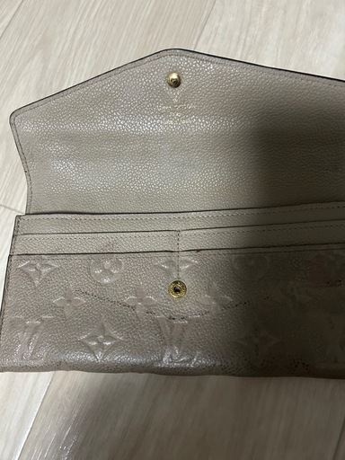 ビトン長財布中古美品｜Yahoo!フリマ（旧PayPayフリマ） ビィトンの長財布　　中古　美品