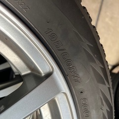 プリウス系195/60R17  社外アルミの画像