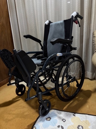 折りたたみ車椅子