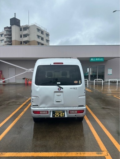 ハイゼットカーゴ　デラックス