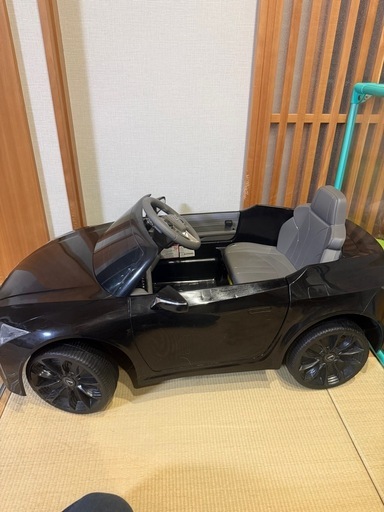 子供用電動自動車　レクサスLC500