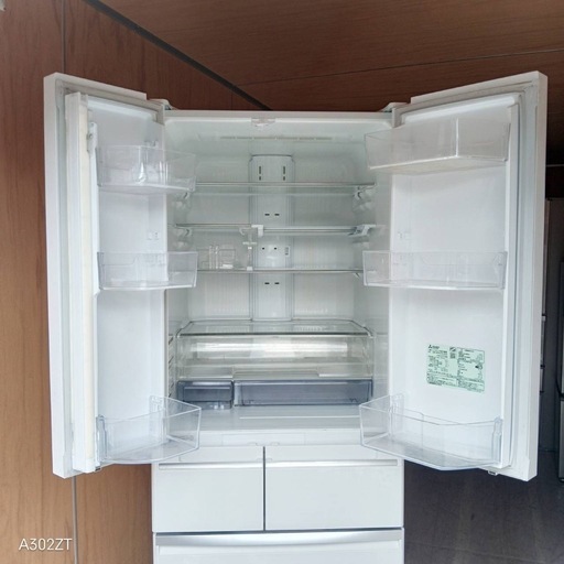C6n1P4 送料設置無料  三菱　自動製氷機能付き大型冷蔵庫　470L