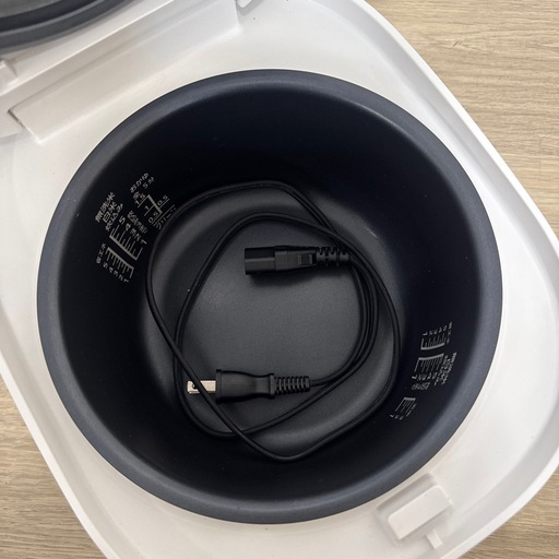 A2450?激安?YAMAZENマイコン炊飯器ジャー　YJP-M10(W)?