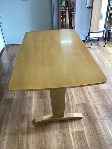 ダイニングテーブル【町田市再生家具】260765