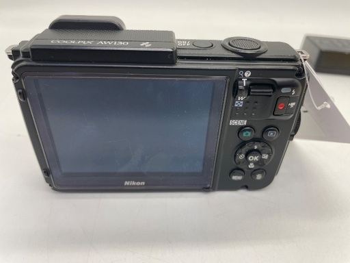 【トレファク足立扇店】防水ﾃﾞｼﾞﾀﾙｶﾒﾗ Nikon COOLPIX AW130 ACｱﾀﾞﾌﾟﾀｰ付 USBｹｰﾌﾞﾙ付 30m
