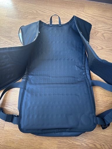 冷水服 水冷ベスト　最大36H保令　10000mAhバッテリー付き